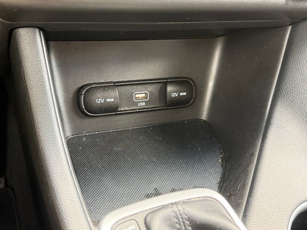 Used 2020 Kia Sportage LX image 24