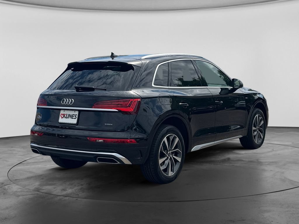 Used 2023 Audi Q5 2.0T Premium Plus w/ Premium Plus Package AWD/4WD image 9