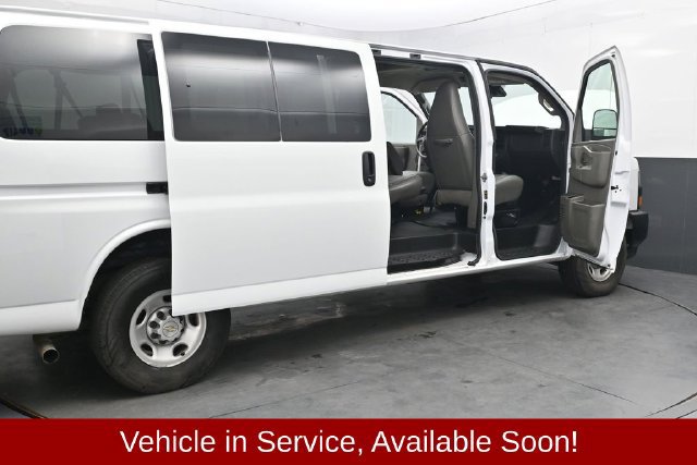 Used 2024 Chevrolet Express 3500 LS RWD image 52