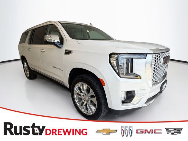 Used 2021 GMC Yukon XL Denali w/ Denali Ultimate Package AWD/4WD image 1