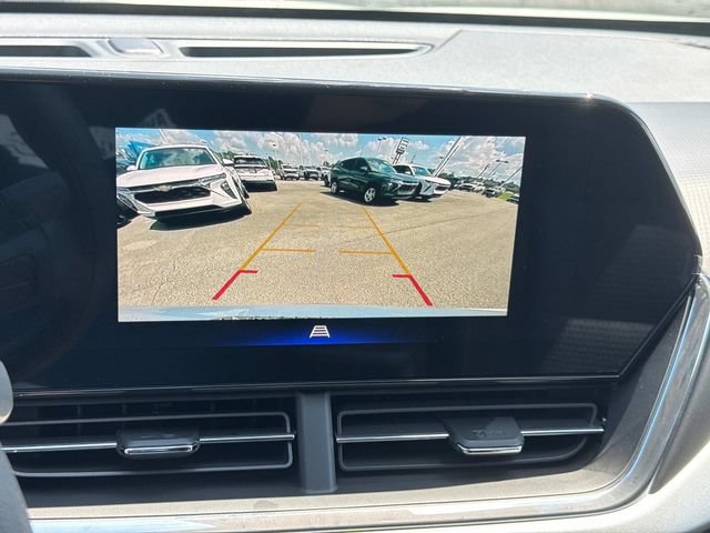 New 2026 Chevrolet Trax LT w/ Sunroof Package FWD image 31