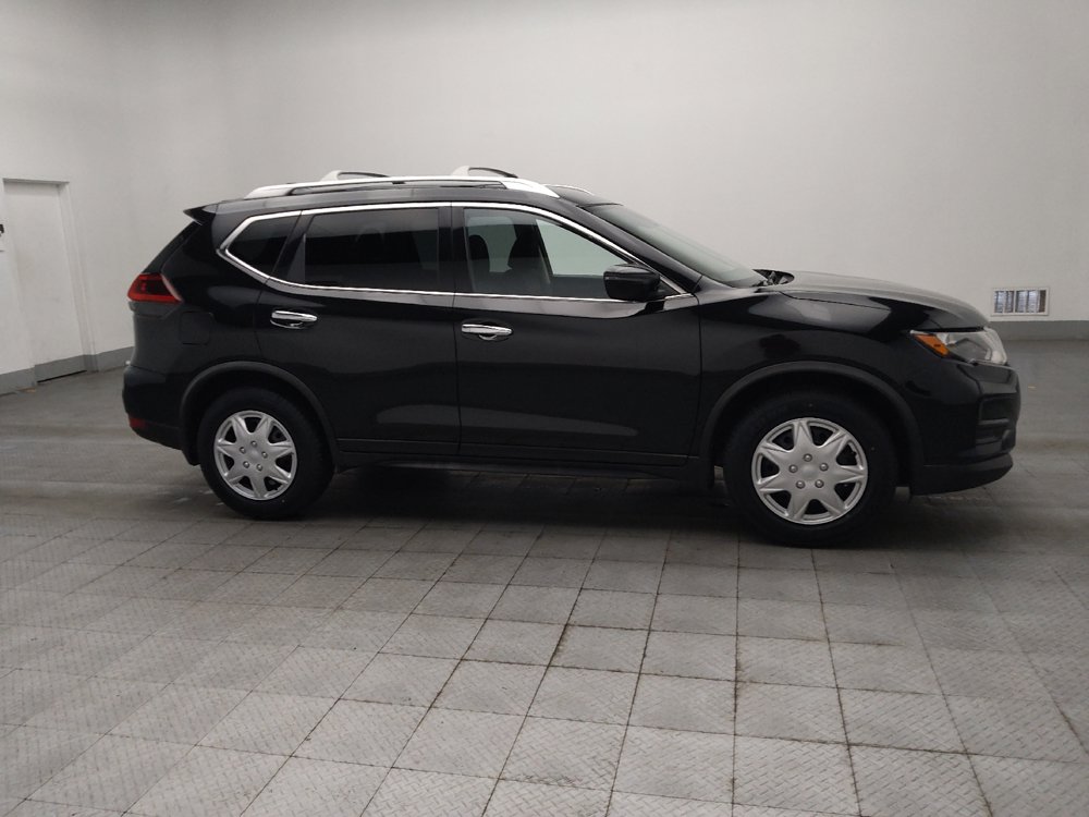 Used 2019 Nissan Rogue S w/ Special Edition Package FWD image 11