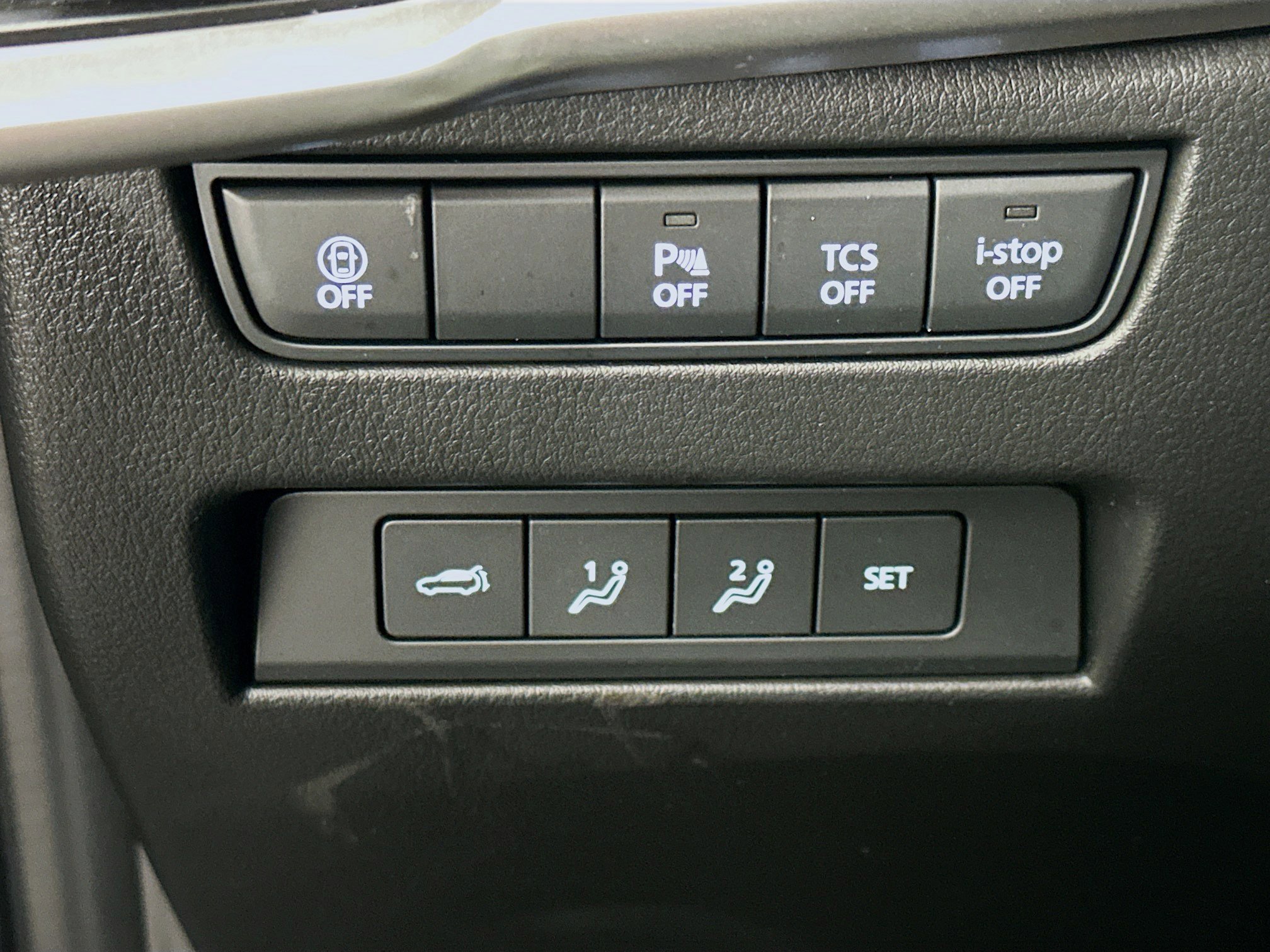 Used 2025 MAZDA CX-90 3.3 Turbo w/ Premium Sport Pkg image 17