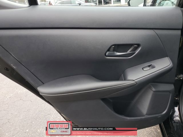 Used 2025 Nissan Sentra SV image 13