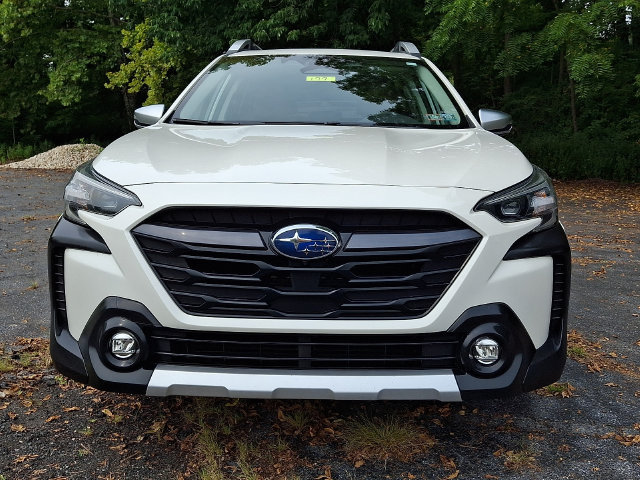 Certified 2023 Subaru Outback Touring AWD/4WD image 2