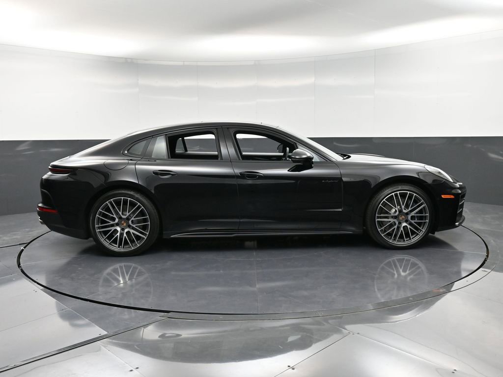 New 2026 Porsche Panamera 4 image 9