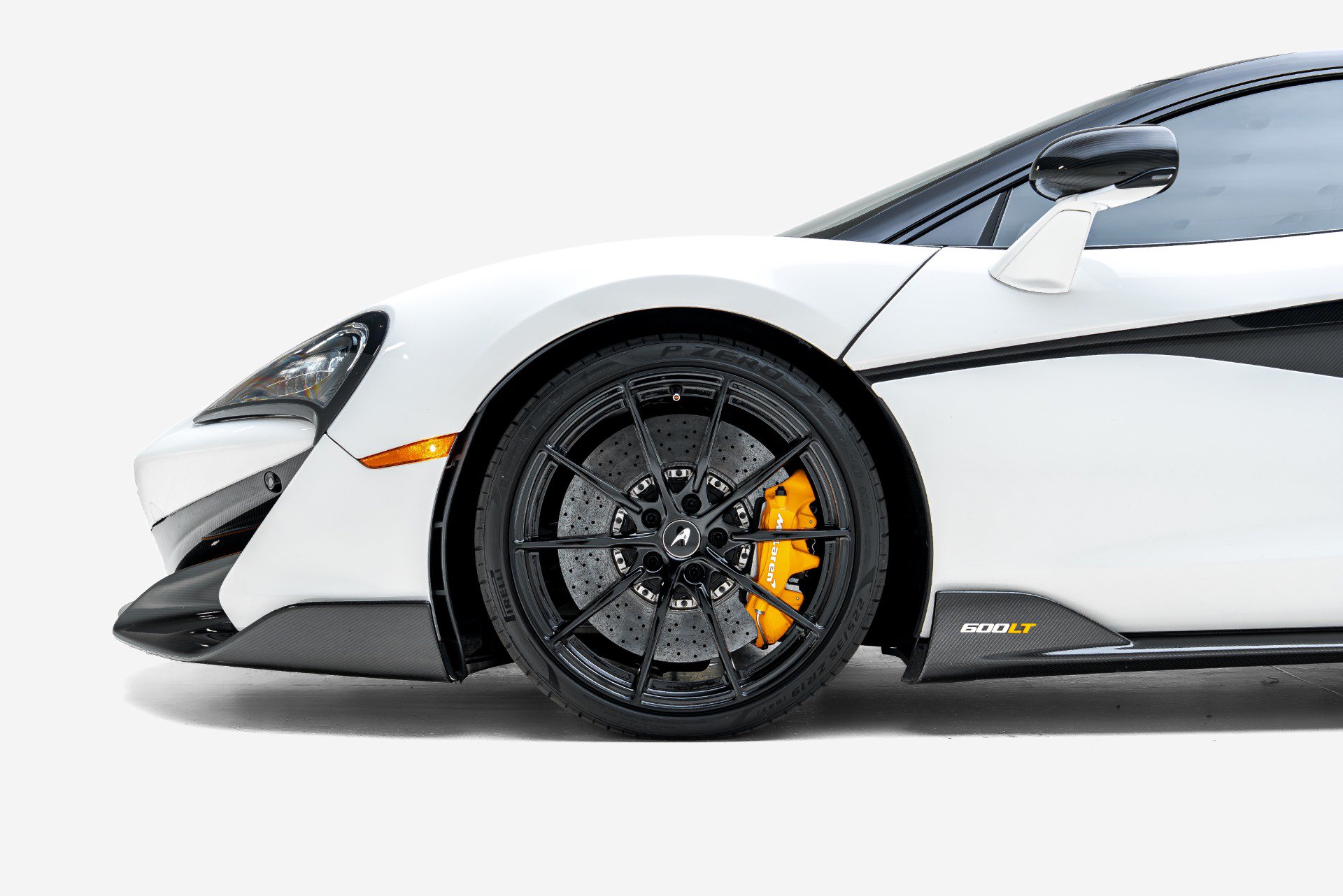Used 2019 McLaren 600LT RWD image 17