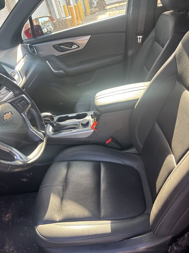 Used 2021 Chevrolet Blazer LT w/ Sound & Technology Package image 4