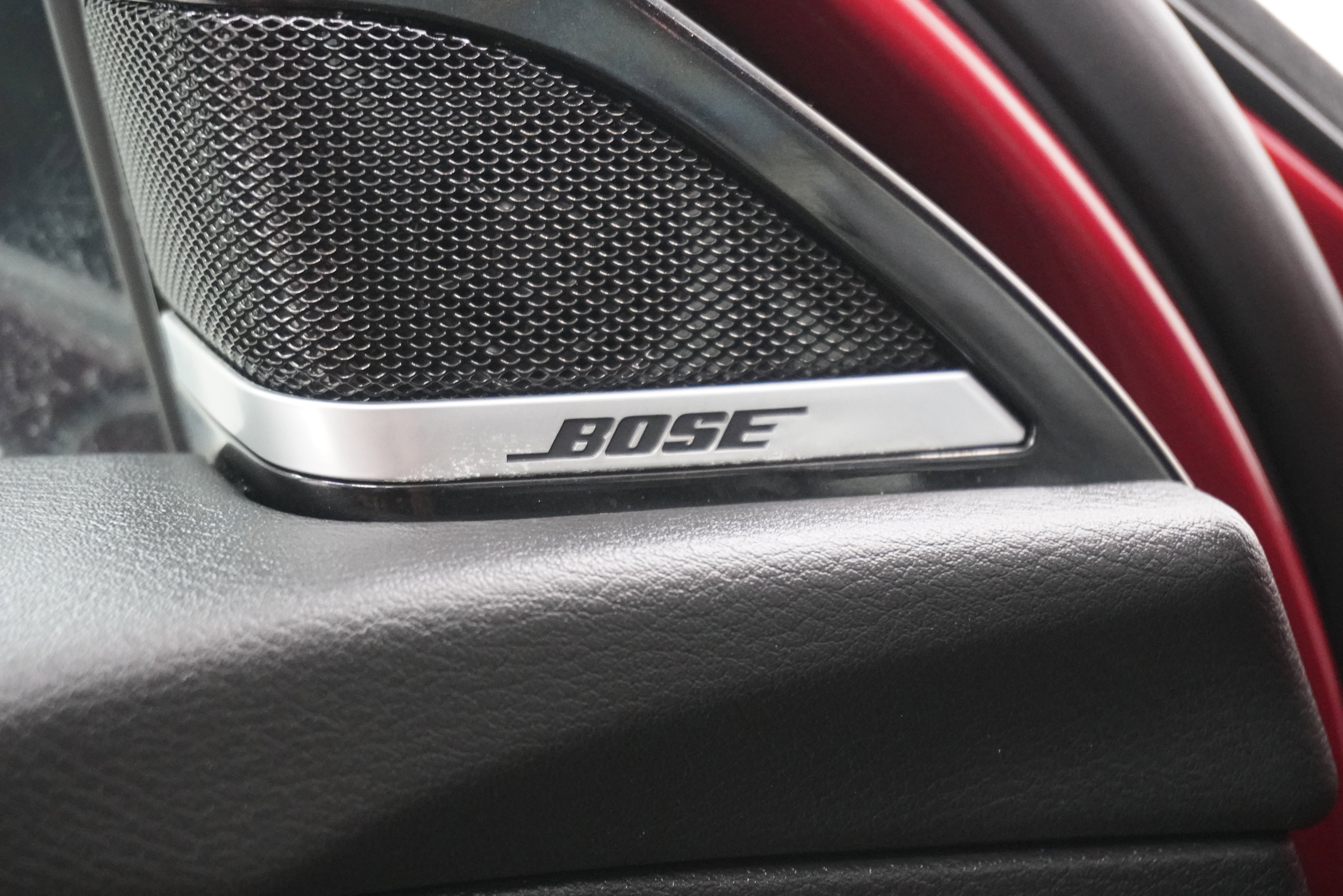 Used 2017 INFINITI QX30 Premium w/ Navigation Package FWD image 14