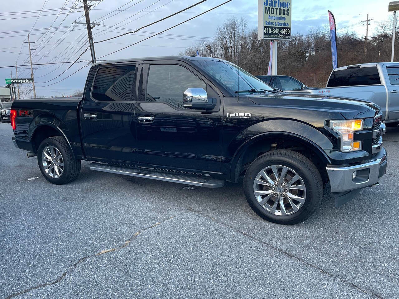 Used 2017 Ford F150 Lariat image 10