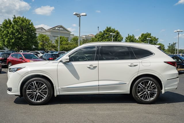 Used 2025 Acura MDX SH-AWD w/ Advance Package image 4
