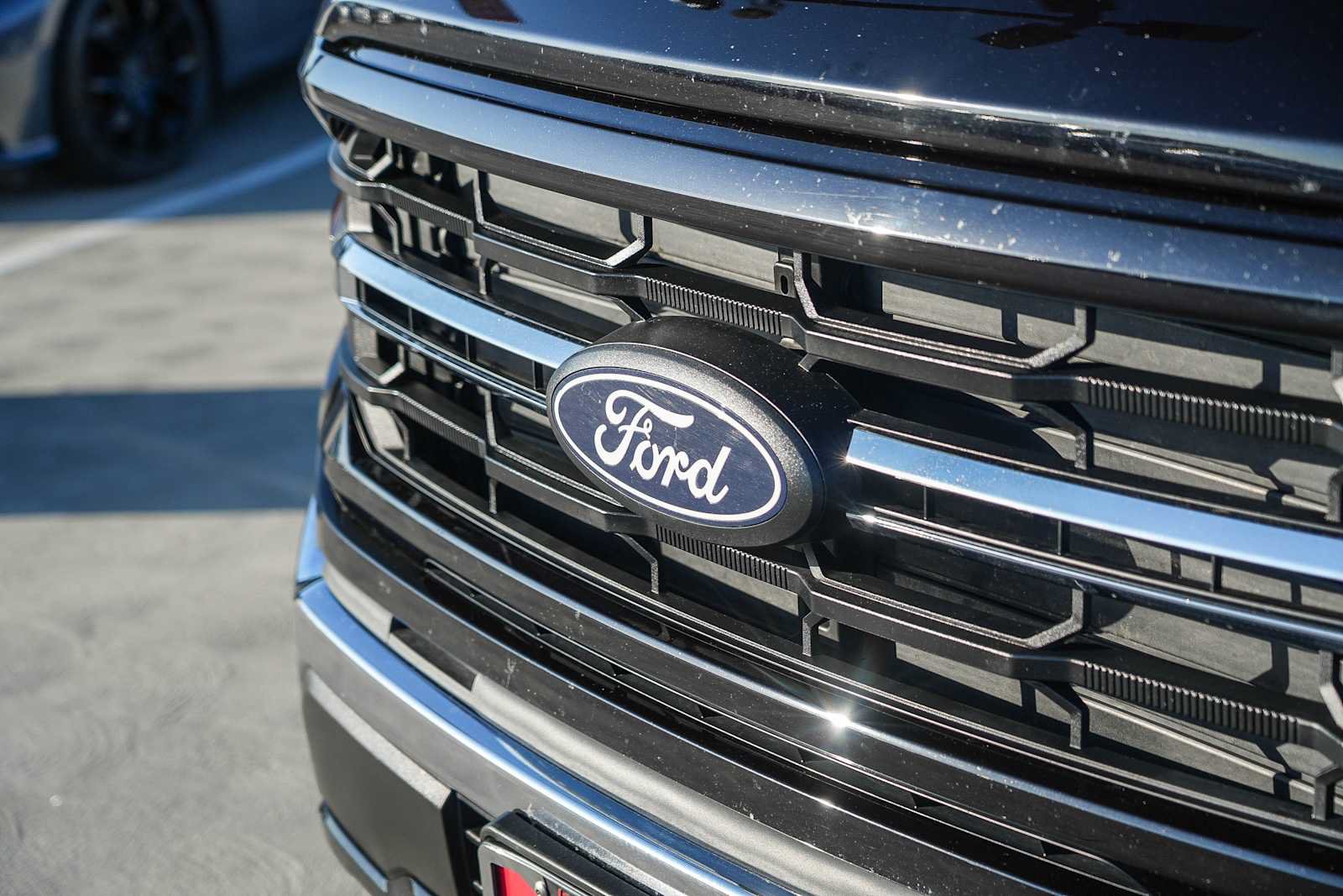 Used 2025 Ford F150 XLT w/ Equipment Group 301A Standard RWD image 3