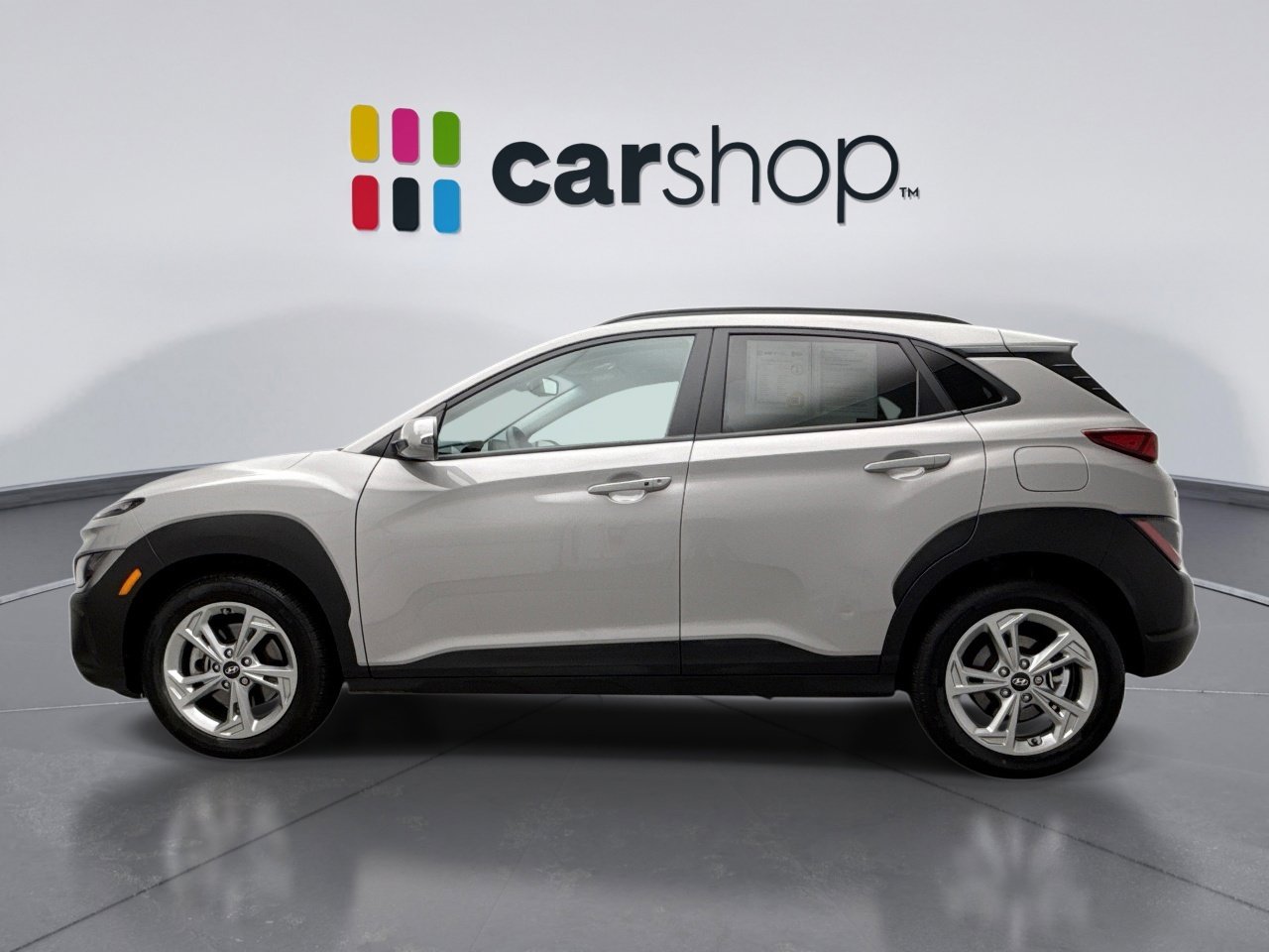 Used 2023 Hyundai Kona SEL image 2