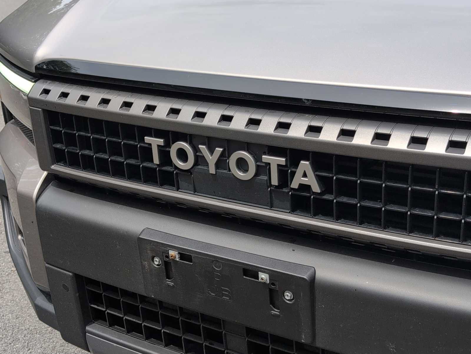Used 2025 Toyota Land Cruiser w/ Premium Package AWD/4WD image 12