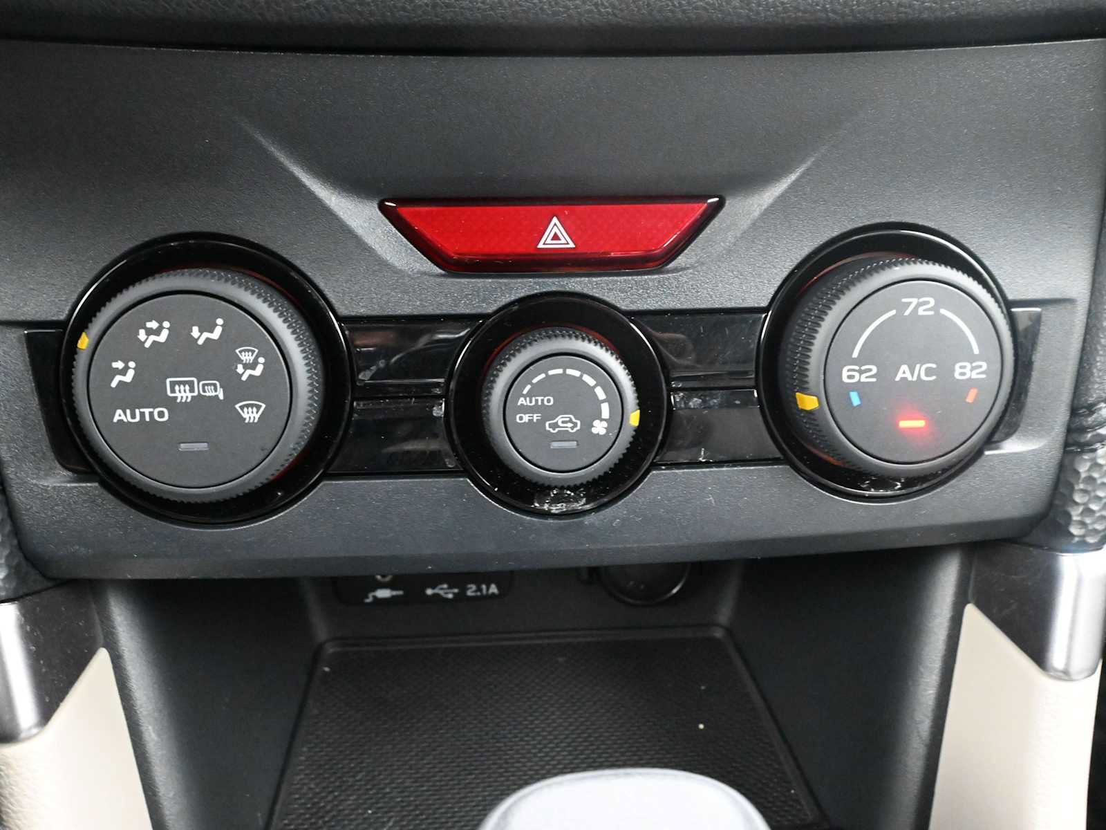Used 2022 Subaru Forester Premium image 9