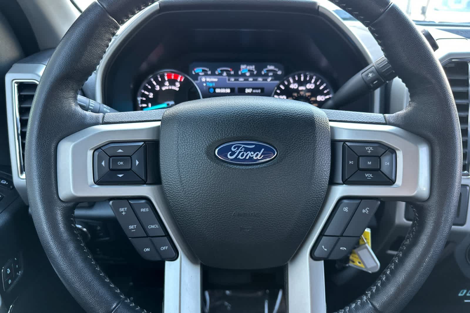 Used 2018 Ford F250 Lariat w/ Lariat Value Package AWD/4WD image 22