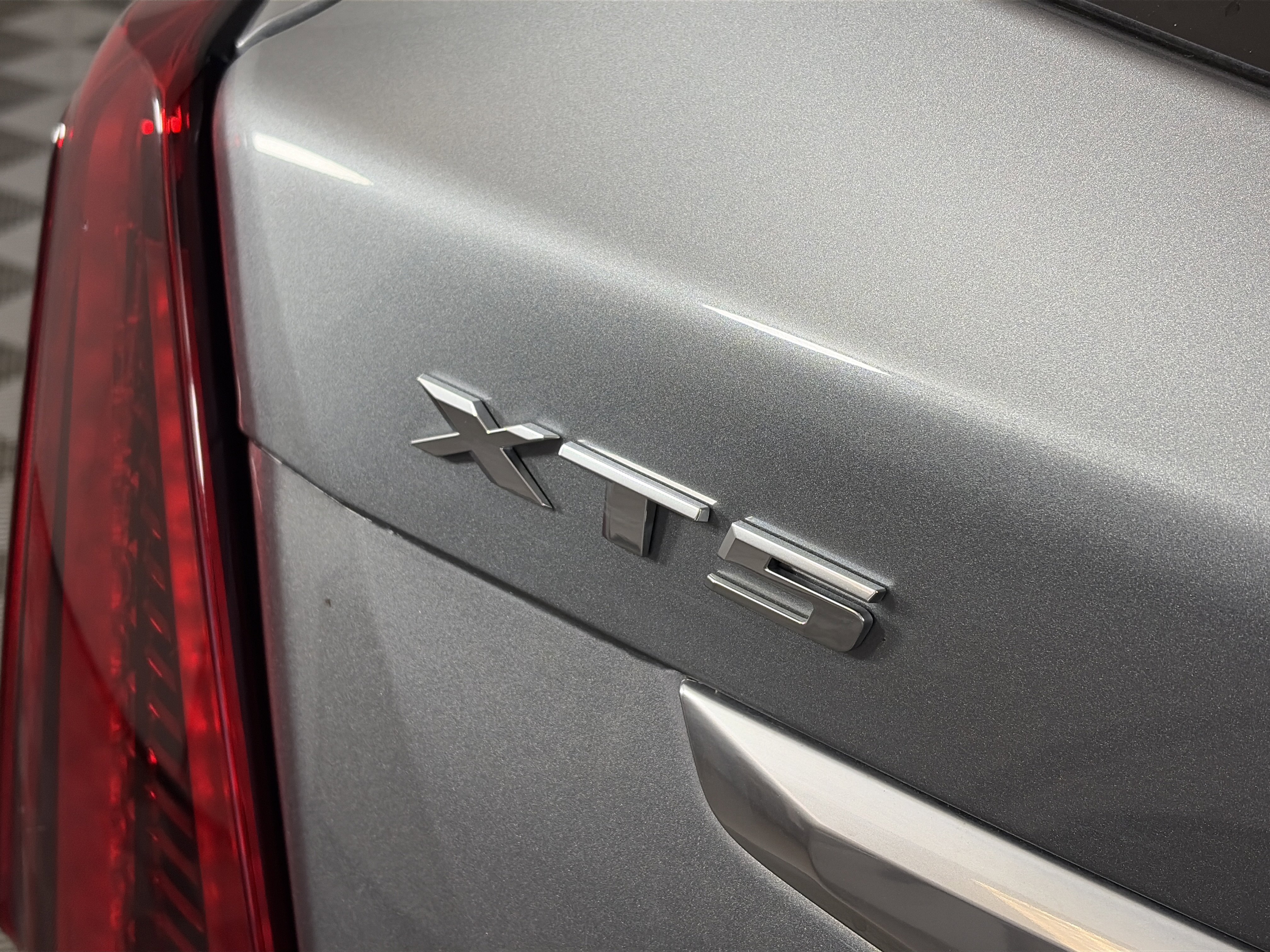 Used 2023 Cadillac XT5 Premium Luxury w/ Technology Package image 16