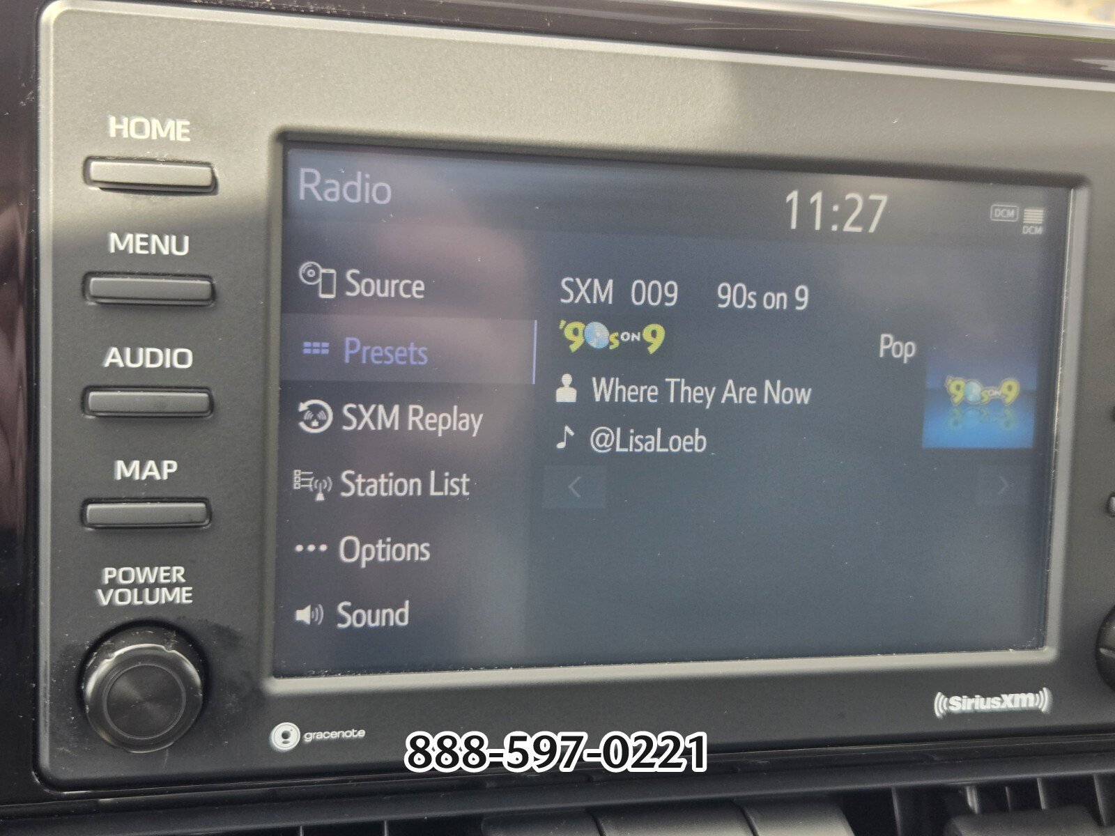 Used 2021 Toyota RAV4 XLE Premium image 21