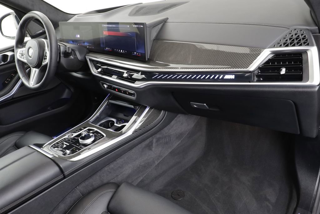Certified 2026 BMW X7 M60i image 21
