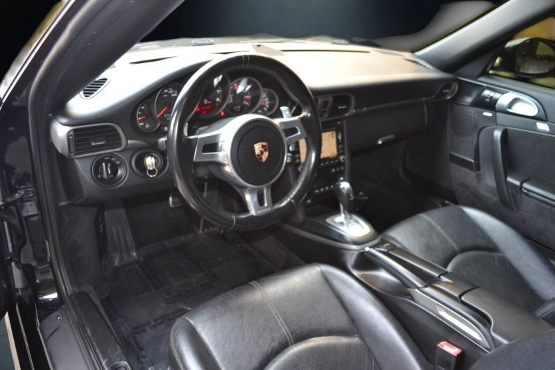 Used 2009 Porsche 911 Carrera RWD image 18