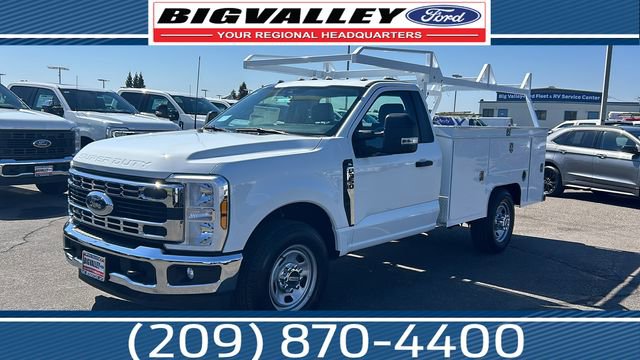 New 2025 Ford F350 XL w/ XL Chrome Package