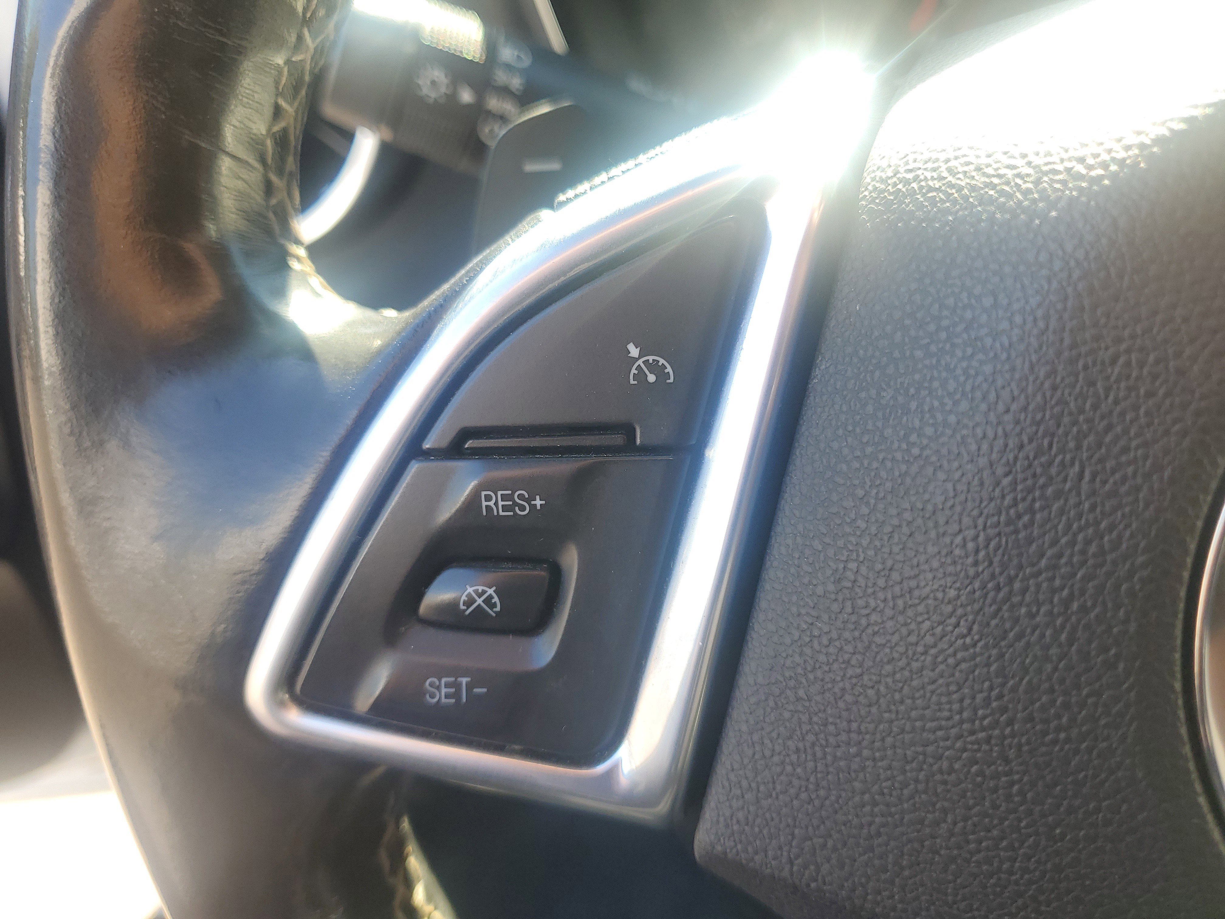 Used 2019 Chevrolet Camaro LT image 14