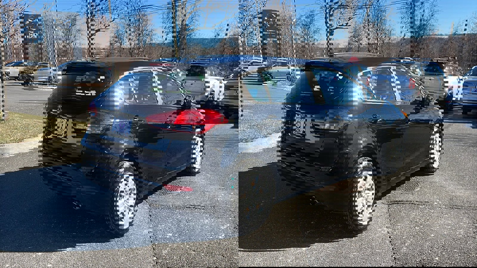 Used 2017 Kia Forte LX image 6