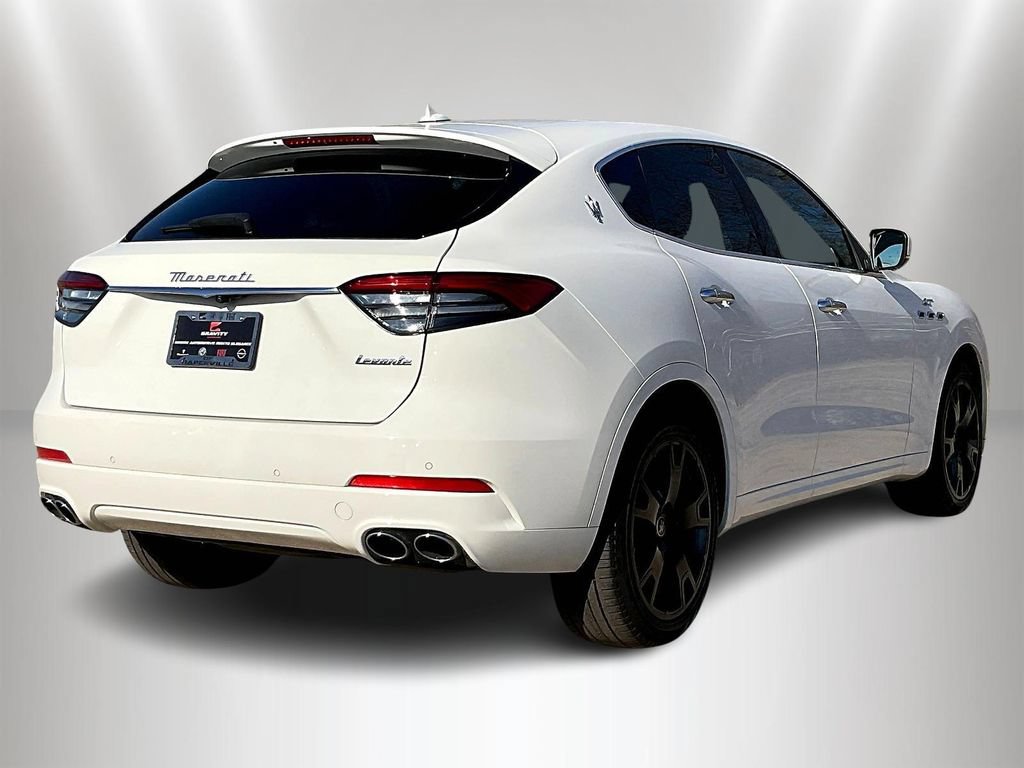 Used 2023 Maserati Levante GT AWD/4WD image 6
