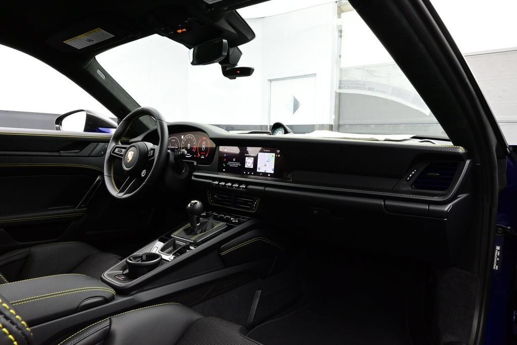 Used 2026 Porsche 911 GT3 RWD image 15