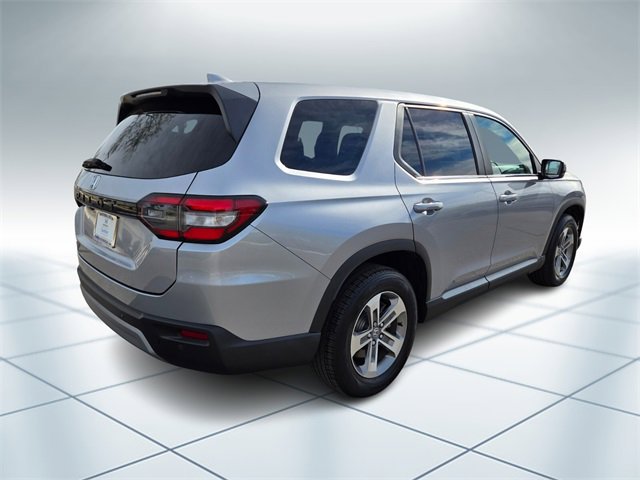 Certified 2024 Honda Pilot EX-L image 4