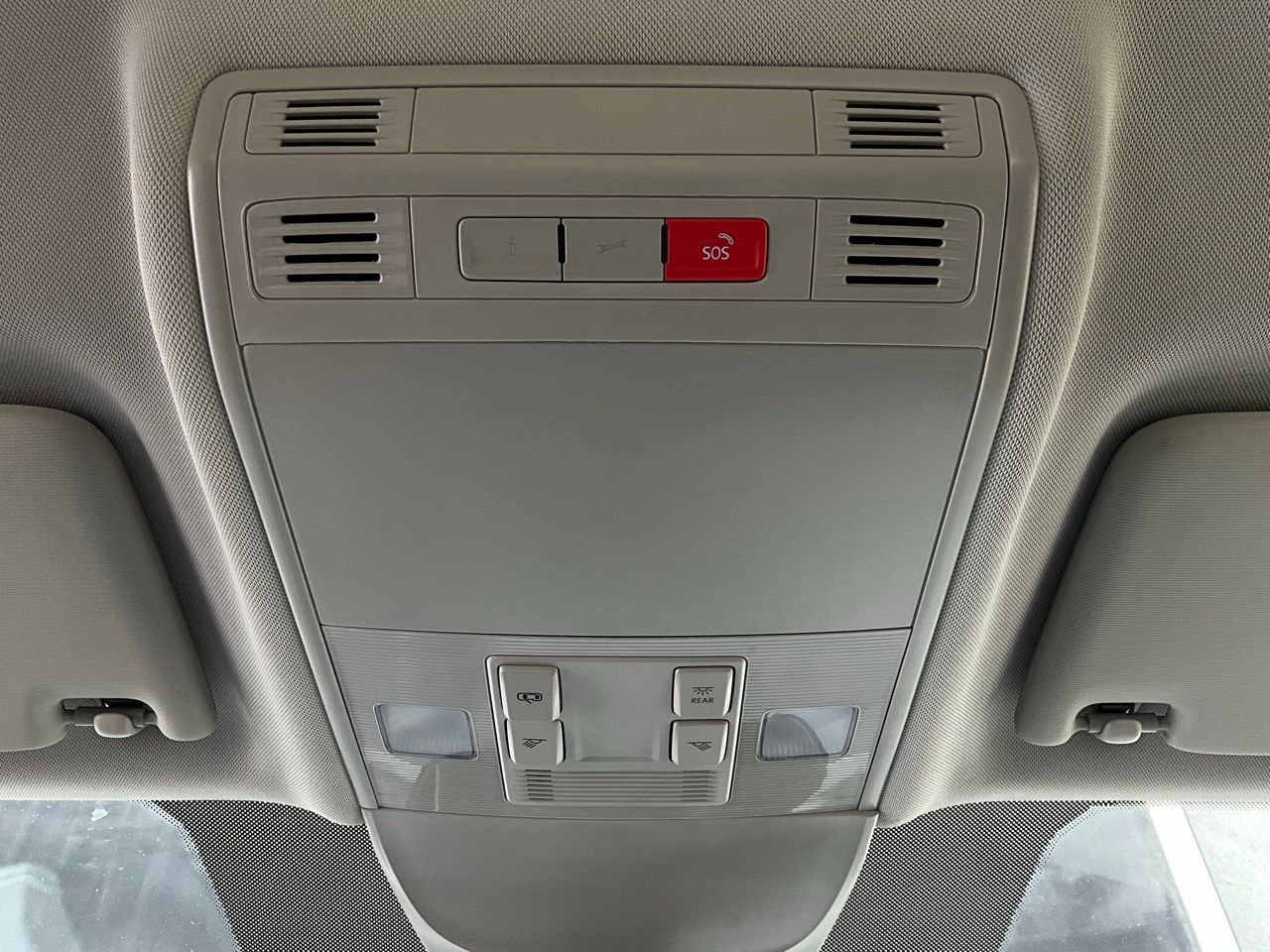 Used 2025 Volkswagen Taos S image 15