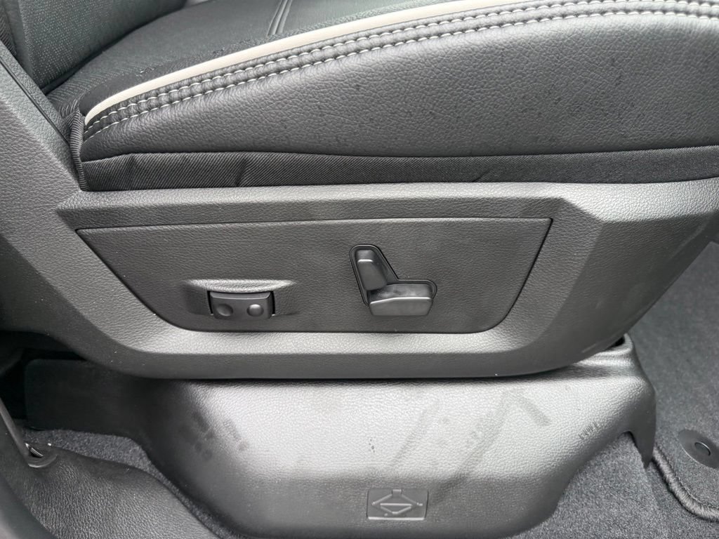 New 2026 RAM 2500 Laramie AWD/4WD image 61