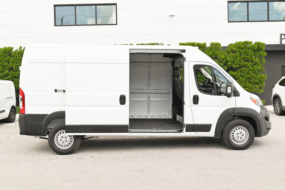 Used 2024 RAM ProMaster 2500 w/ Convenience Group FWD image 7