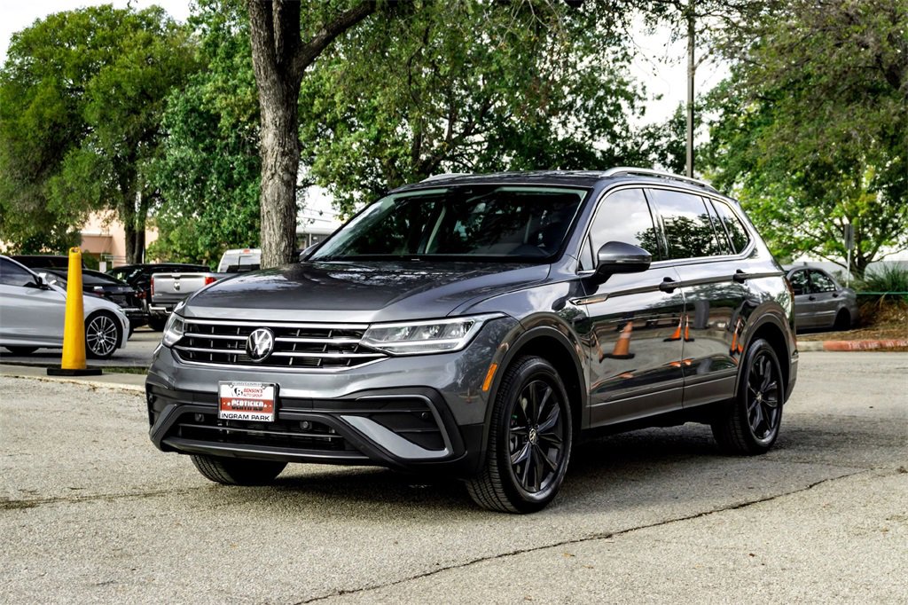 Used 2012 Jeep Grand Cherokee Laredo w/ Laredo E Group image 9