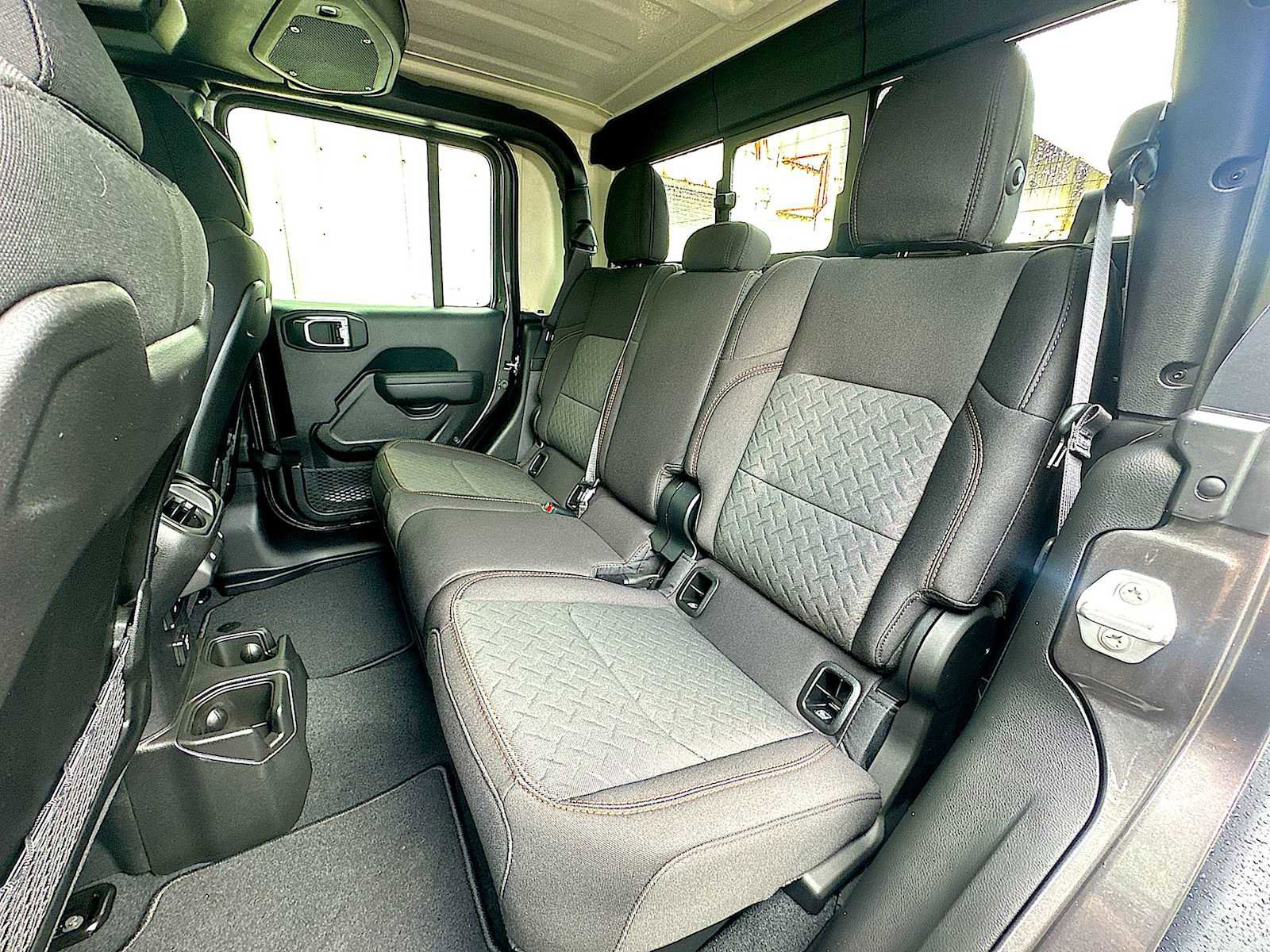 New 2026 Jeep Gladiator Mojave w/ Dual Top Group AWD/4WD image 22