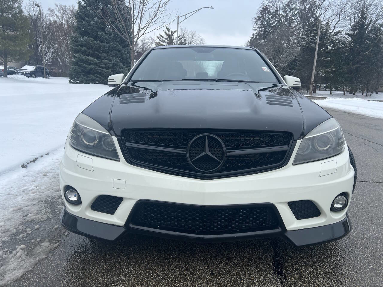 Used 2010 Mercedes-Benz C 63 AMG Sedan image 2