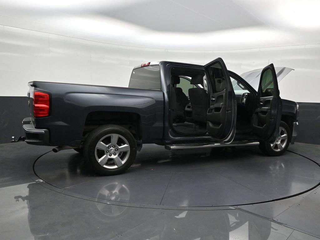 Used 2018 Chevrolet Silverado 1500 LT w/ All Star Edition RWD image 31