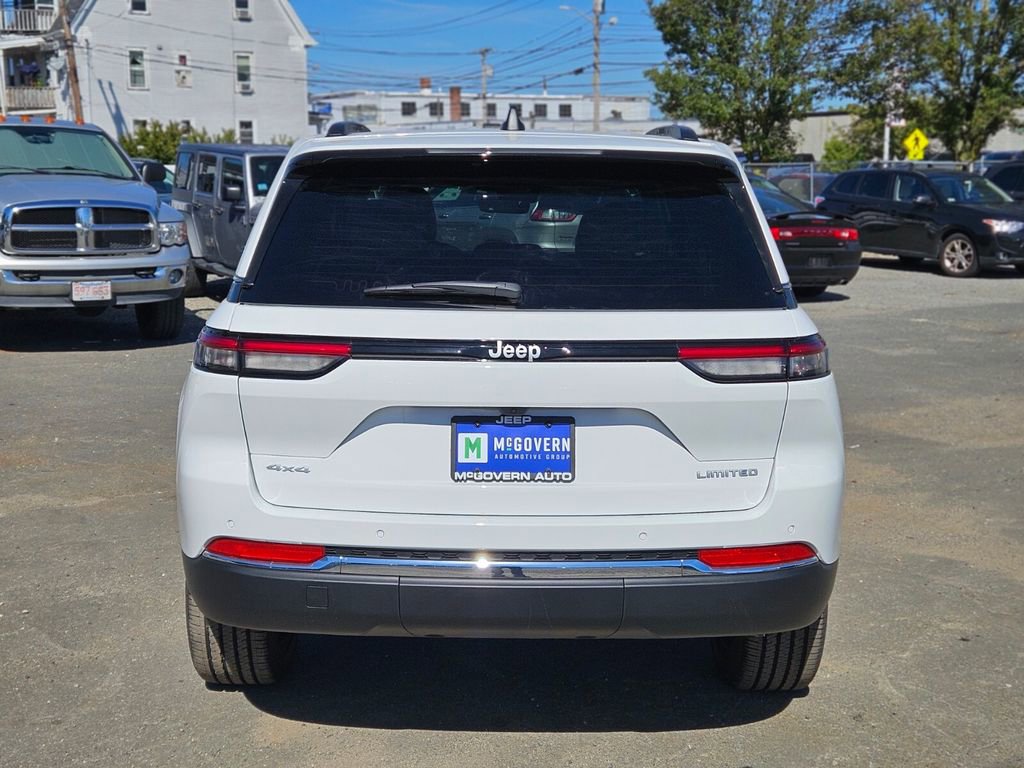 New 2025 Jeep Grand Cherokee Limited image 4