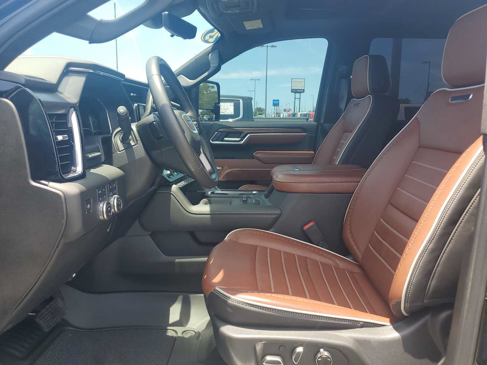 Used 2025 GMC Sierra 2500 Denali Ultimate AWD/4WD image 22