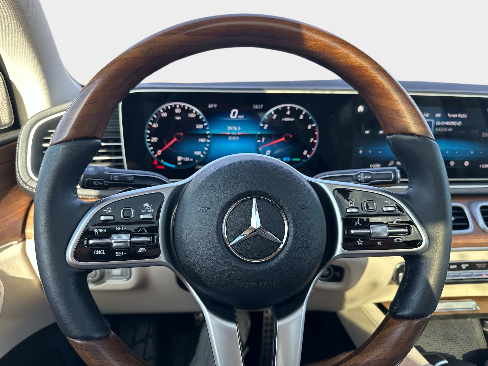 Certified 2023 Mercedes-Benz GLS 580 4MATIC image 23