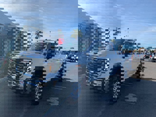 New 2026 GMC Sierra 2500 SLE w/ SLE Value Package; image 2