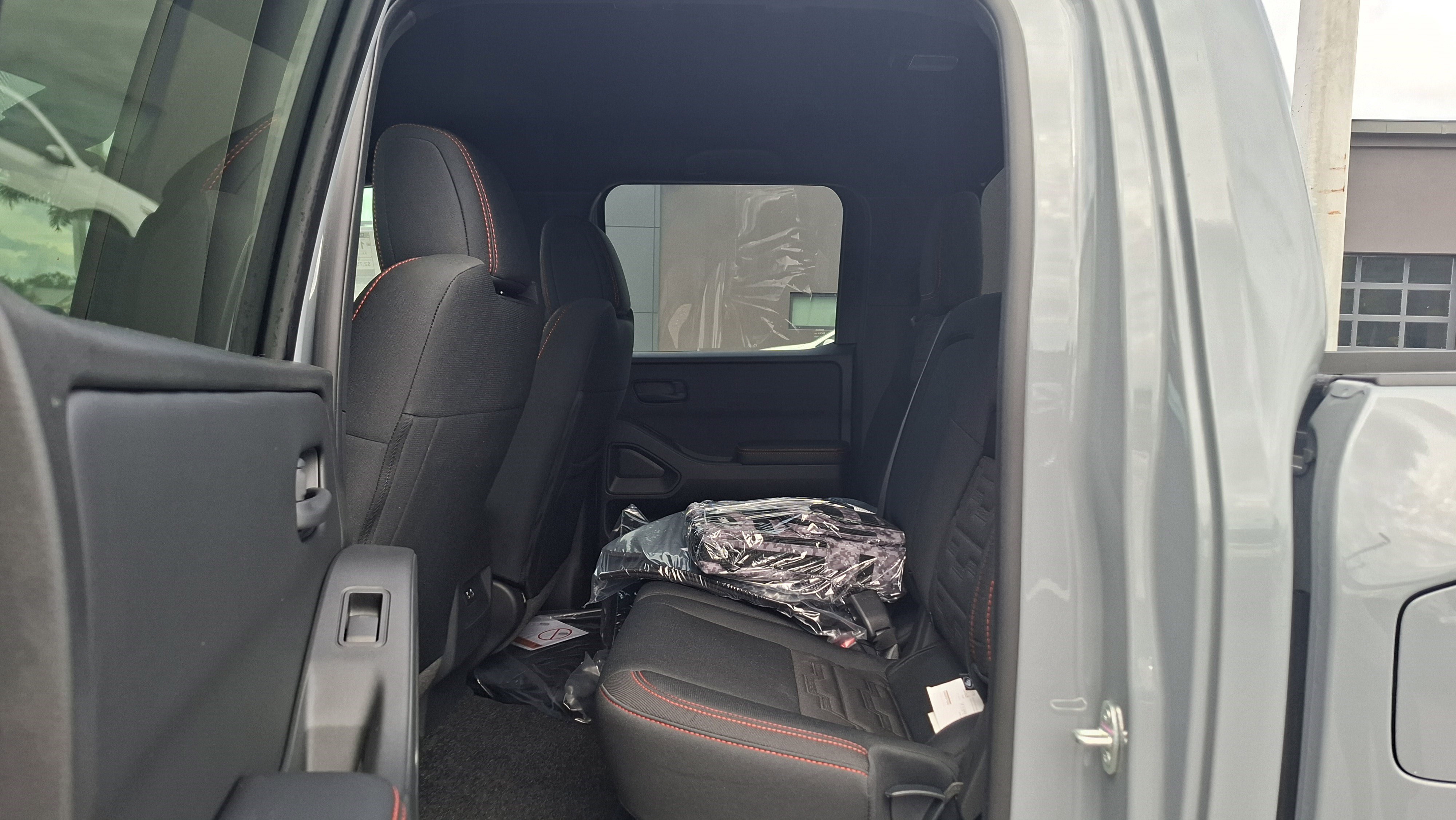 New 2026 Nissan Frontier PRO-4X AWD/4WD image 15