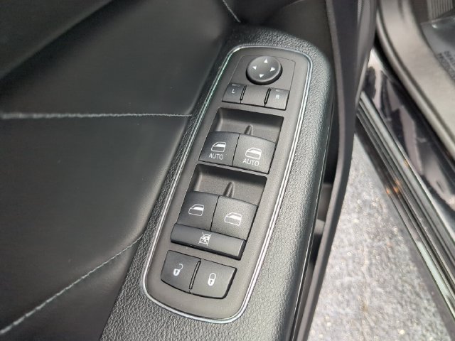 Used 2023 Dodge Charger R/T w/ Plus Group RWD image 21