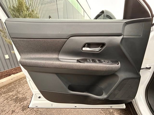 New 2026 Nissan Kicks SV w/ SV Premium Package image 25