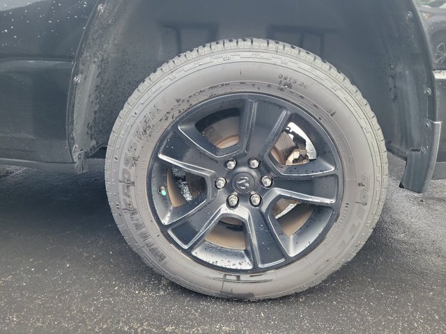 Used 2023 RAM 1500 2WD Crew Cab image 5