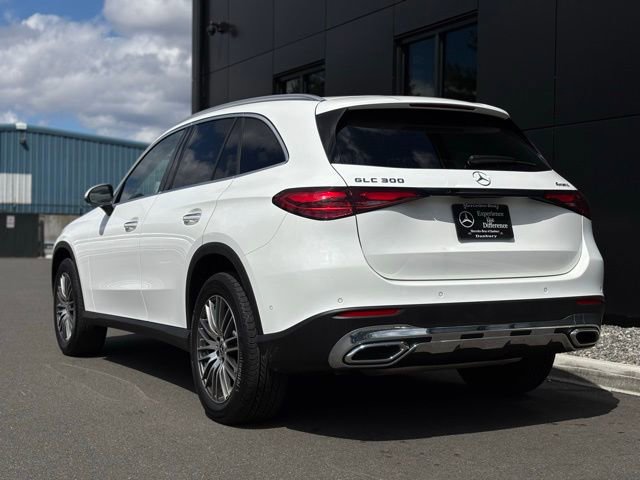 Used 2026 Mercedes-Benz GLC 300 4MATIC image 5