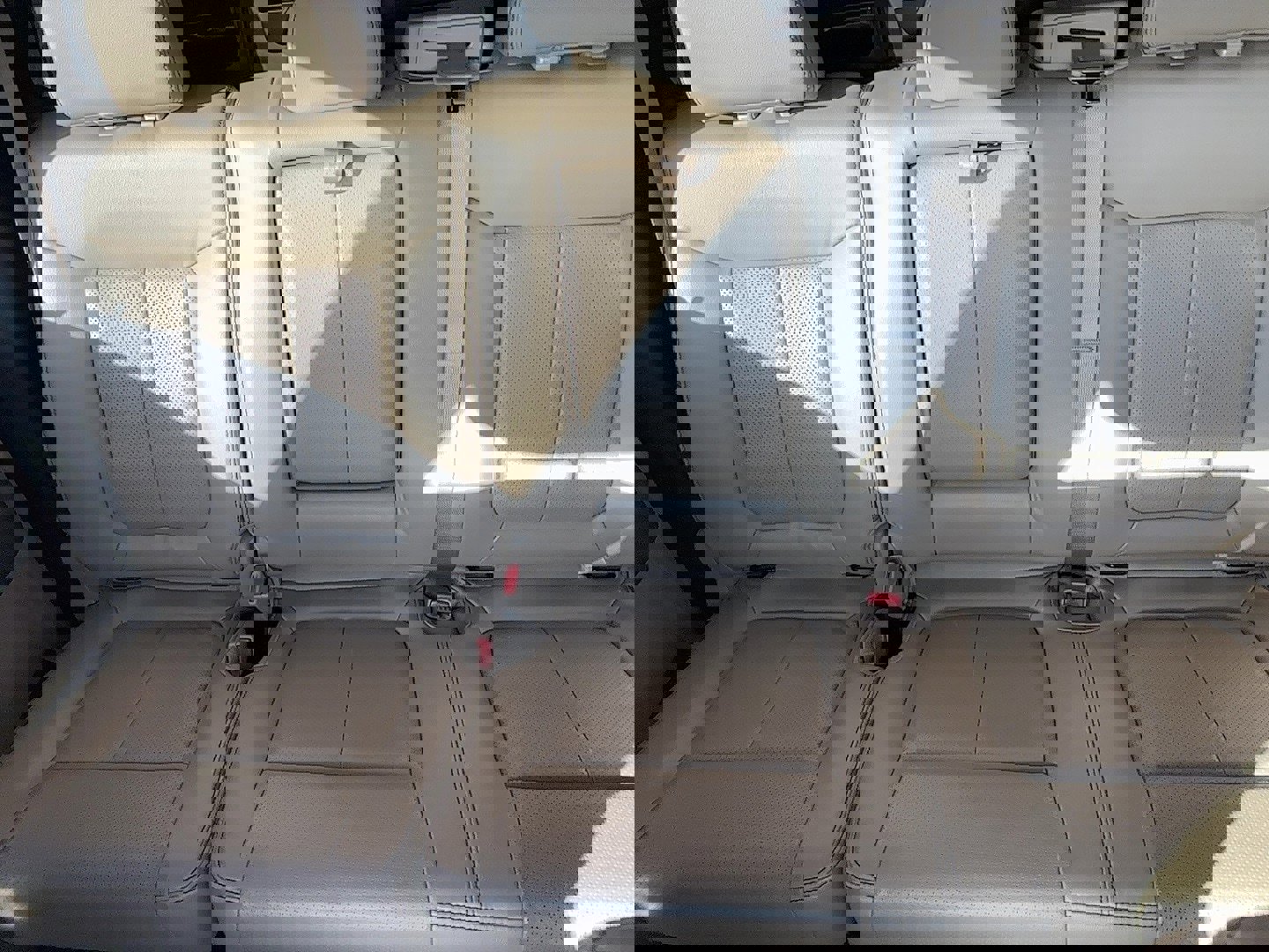 Used 2013 Ford F150 Lariat w/ Luxury Equipment Group image 19