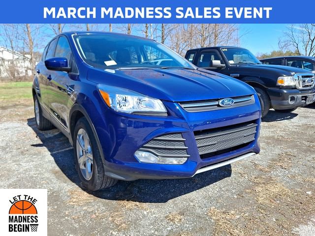 Used 2015 Ford Escape SE image 1