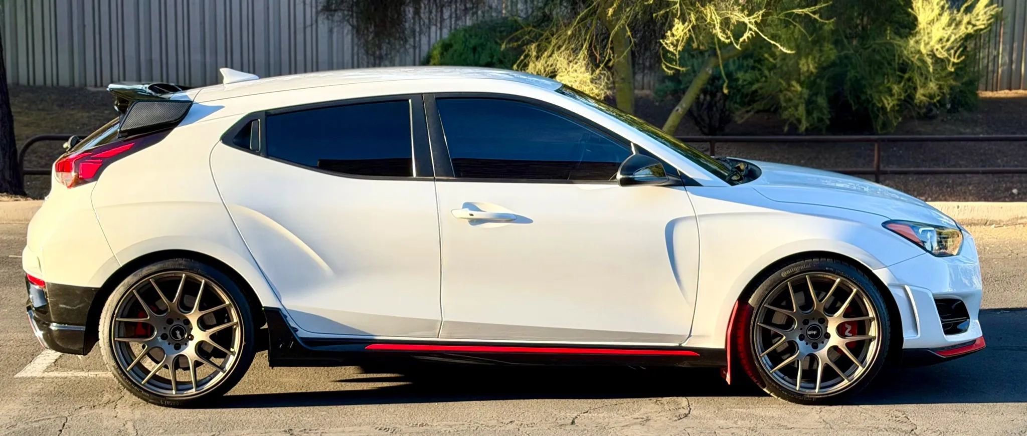 Used 2020 Hyundai Veloster N w/ Performance Package FWD image 4