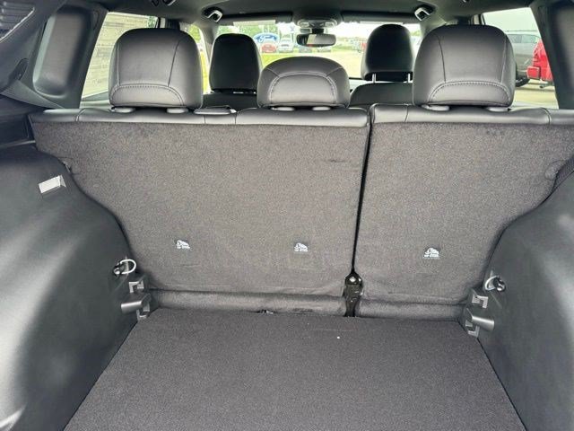 New 2026 Jeep Compass Latitude AWD/4WD image 33